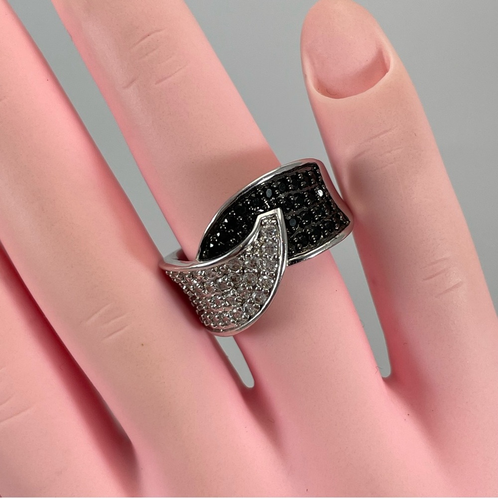 Ring Black White Diamond CZ Silver Plated Wide Ring Band Classic Timeless